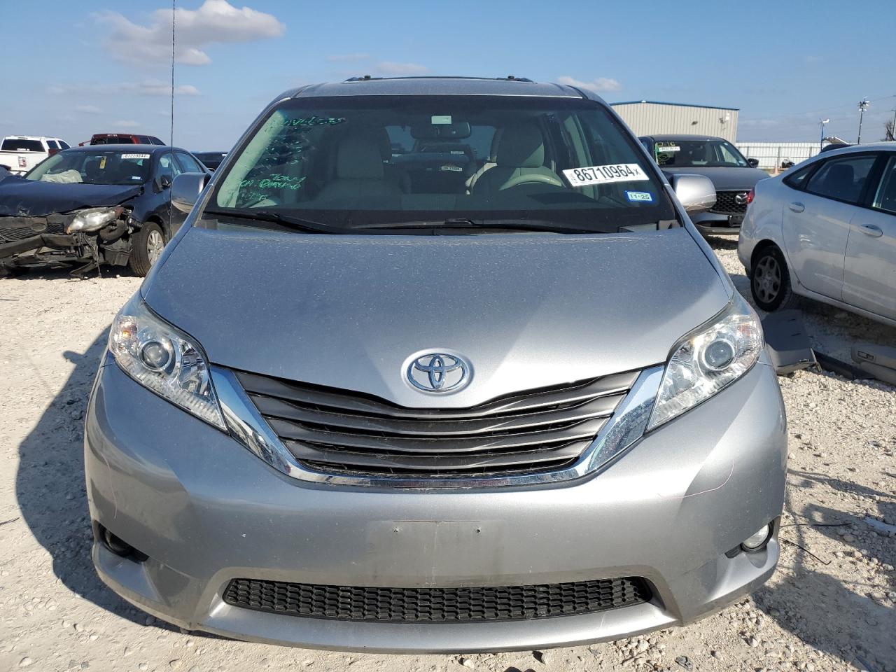 VIN 5TDYK3DC0ES424768 2014 TOYOTA All Models no.5