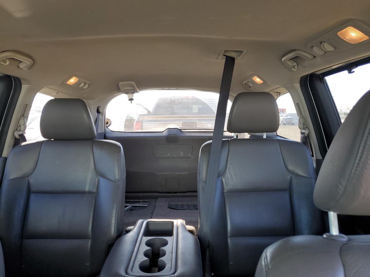 2012 Honda Odyssey - Image 10