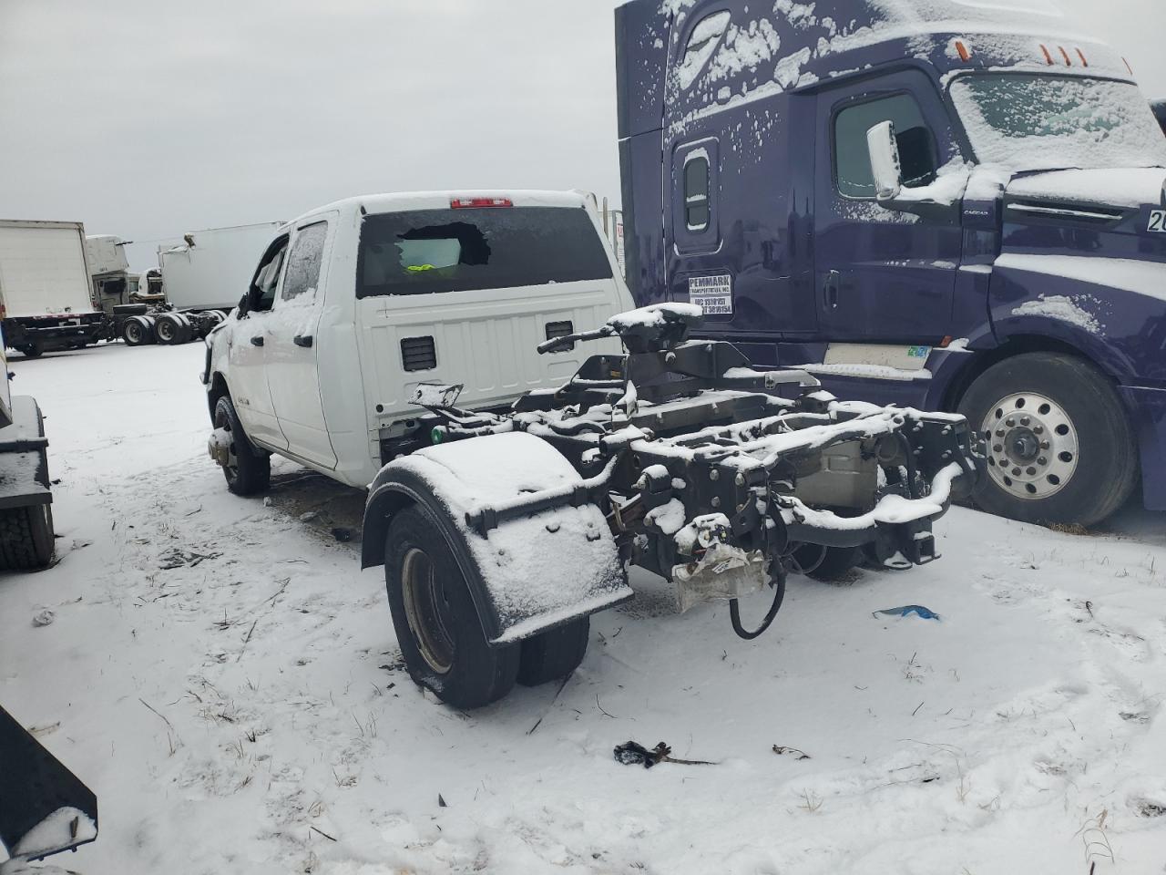 2022 RAM 3500 - Image 2