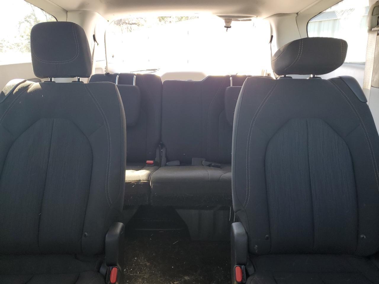 2019 Chrysler Pacifica - Image 10