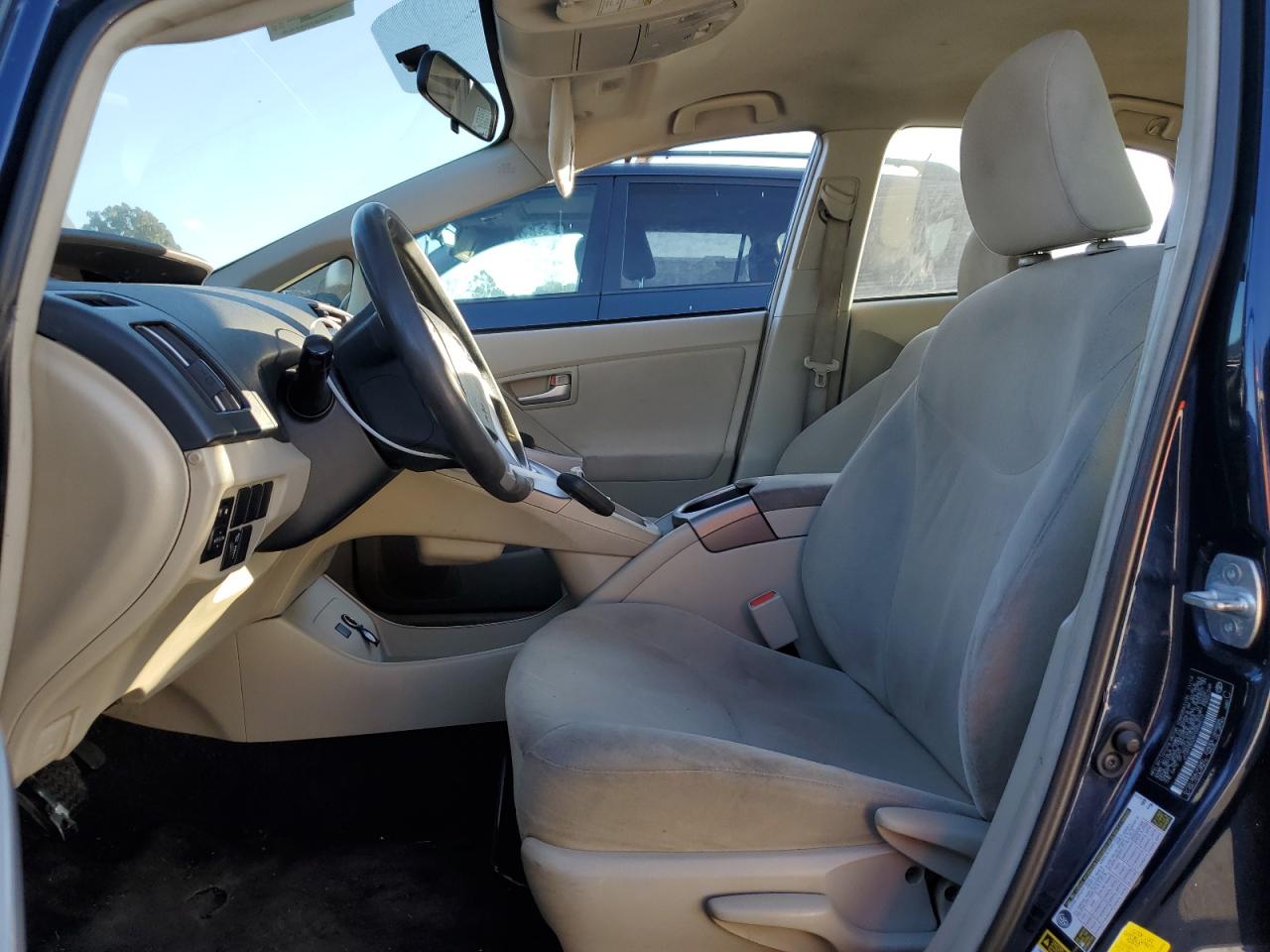 2015 Toyota Prius - Image 7
