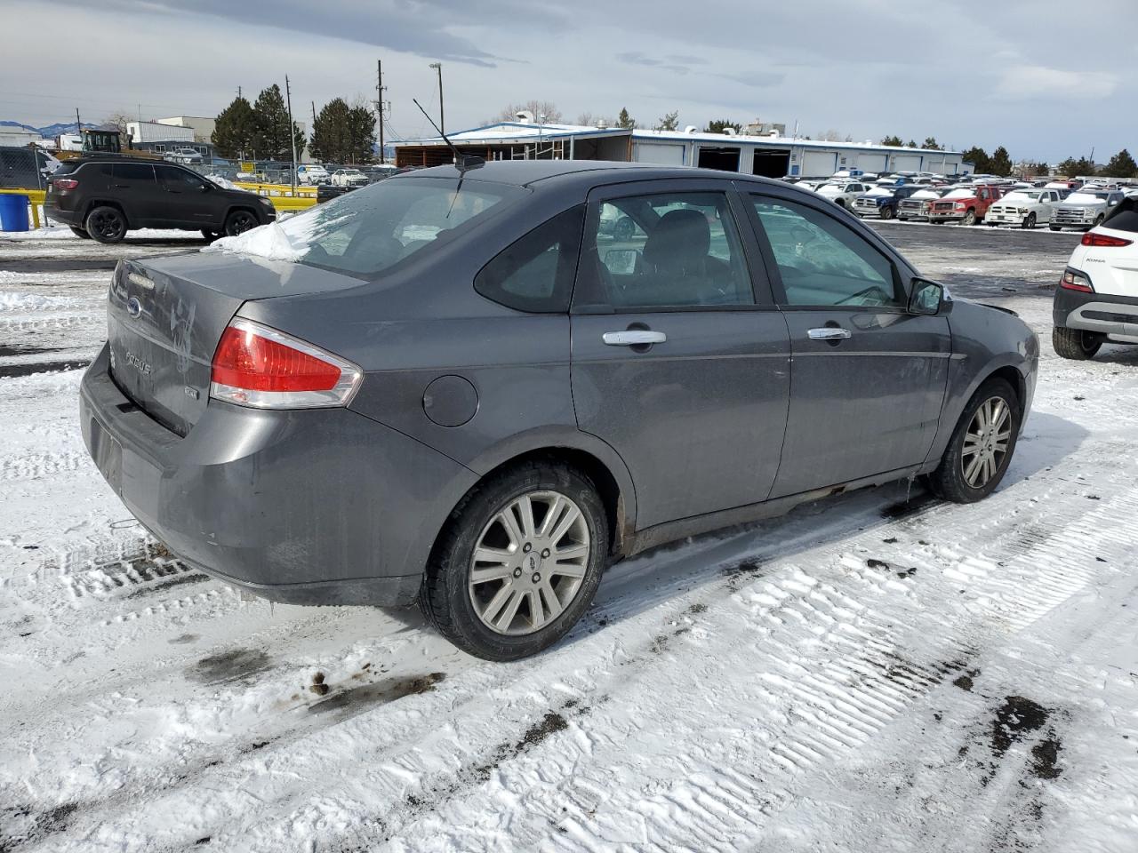 2010 Ford Focus - Image 3