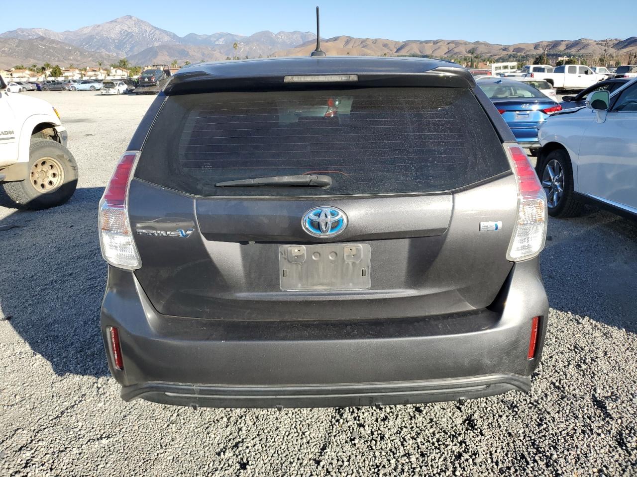 JTDZN3EU5HJ068094 TOYOTA PRIUS 2017