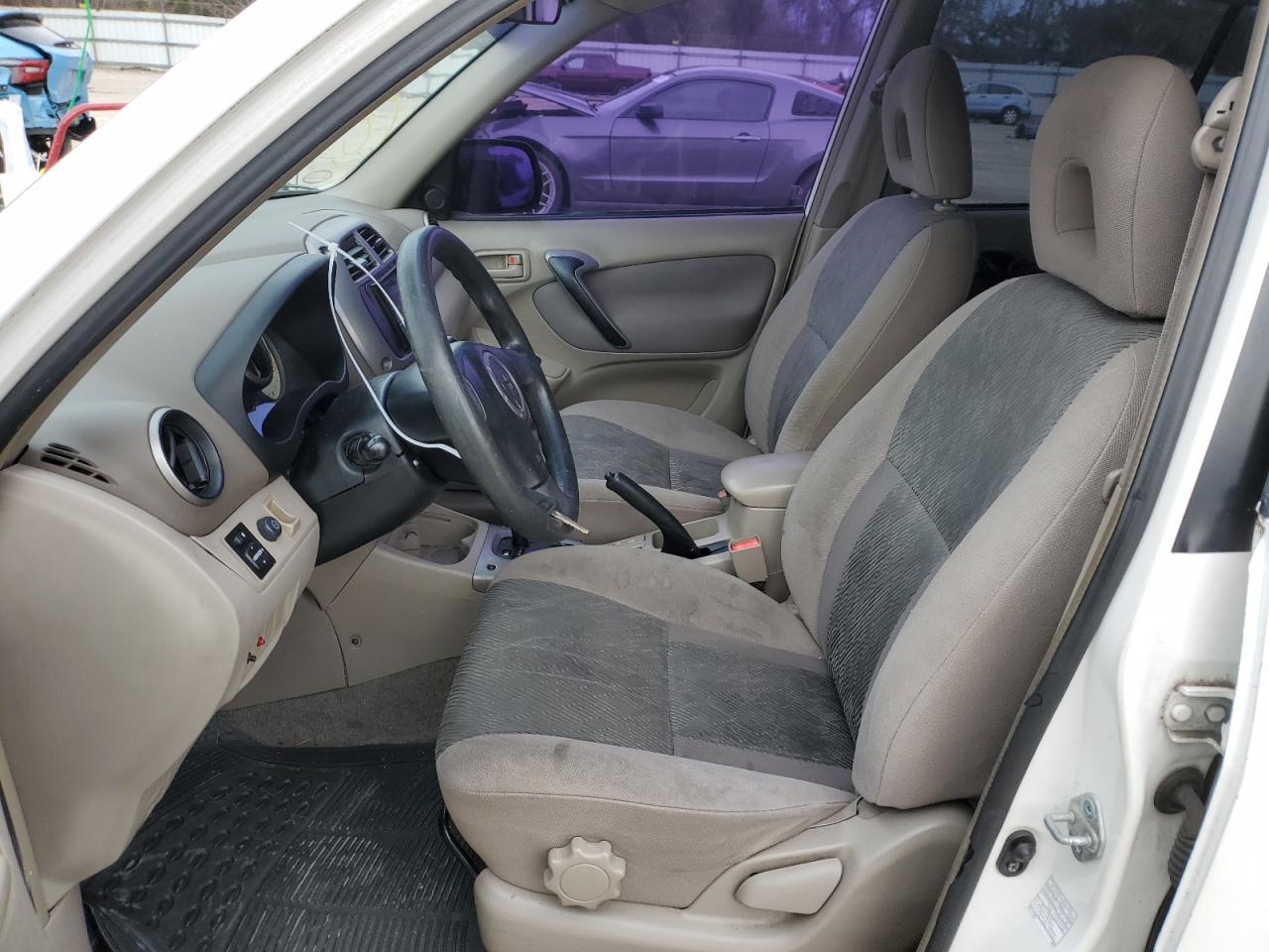 2001 Toyota RAV 4 - Image 7