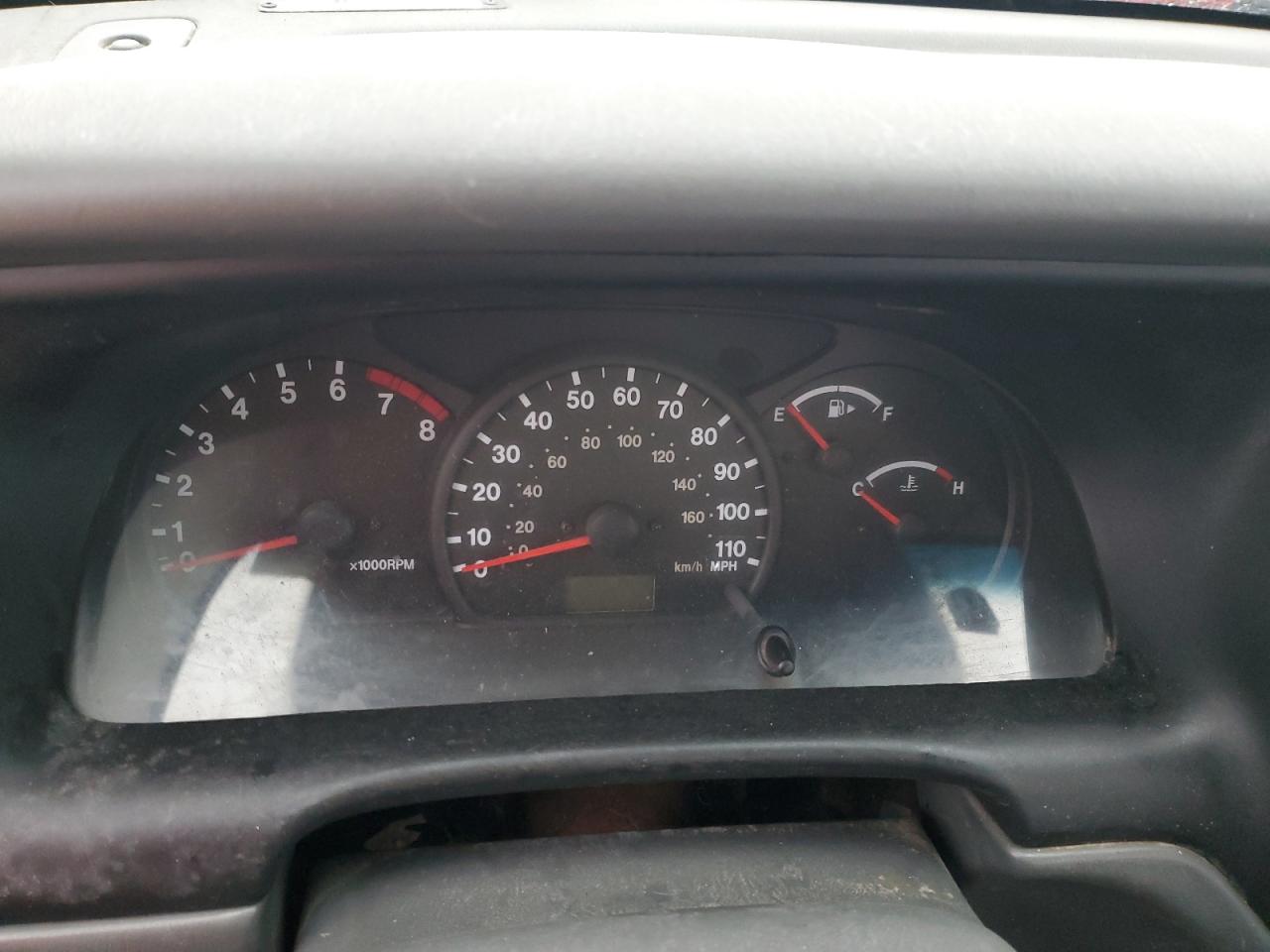 2003 Chevrolet Tracker - Image 9