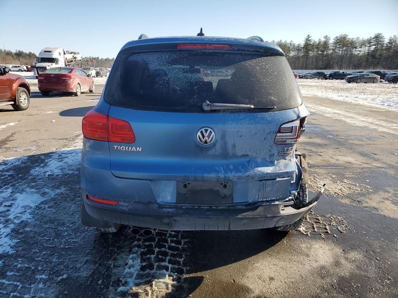2017 Volkswagen Tiguan - Image 6
