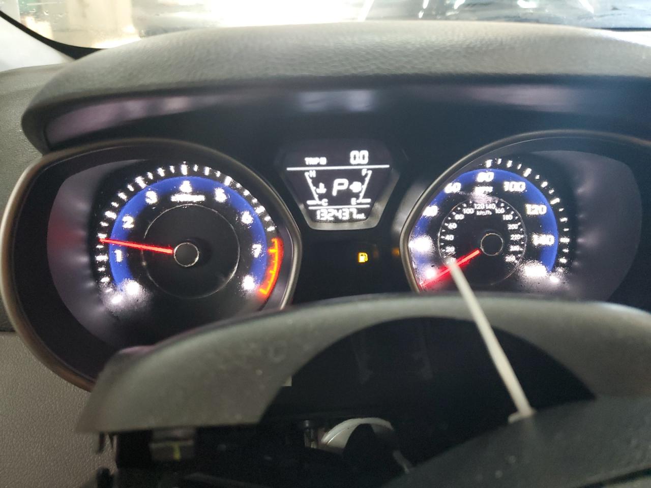 2016 Hyundai Elantra - Image 9