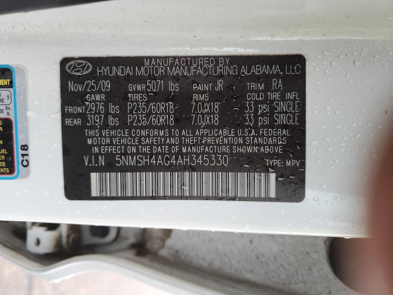 2010 Hyundai Santa Fe - Image 13