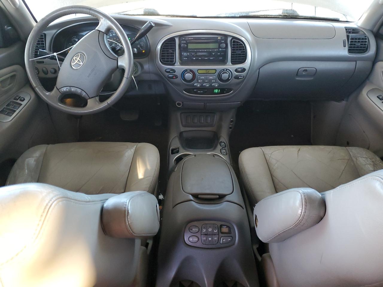 2005 Toyota Sequoia - Image 8