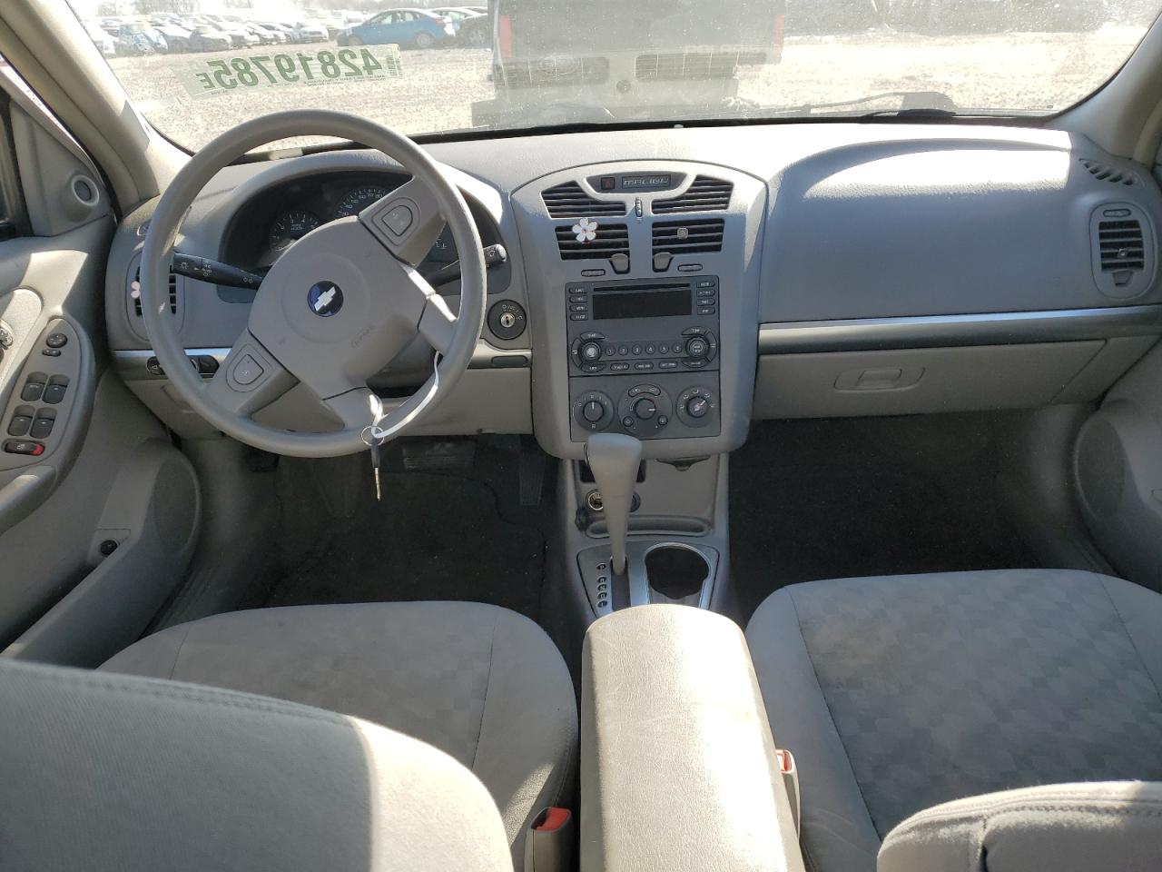 2004 Chevrolet Malibu - Image 8