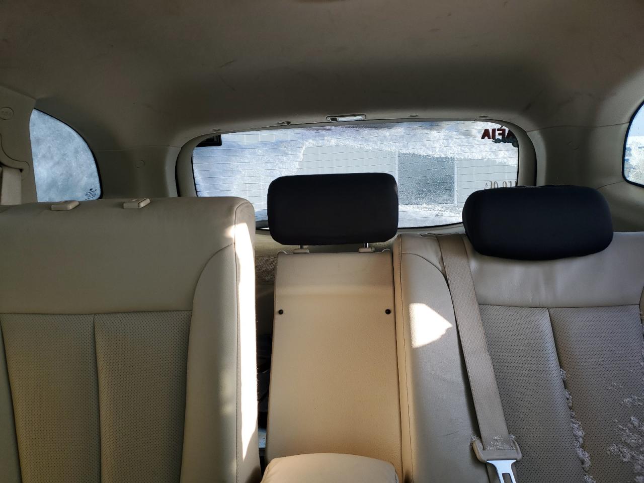 2009 Hyundai Santa Fe - Image 10
