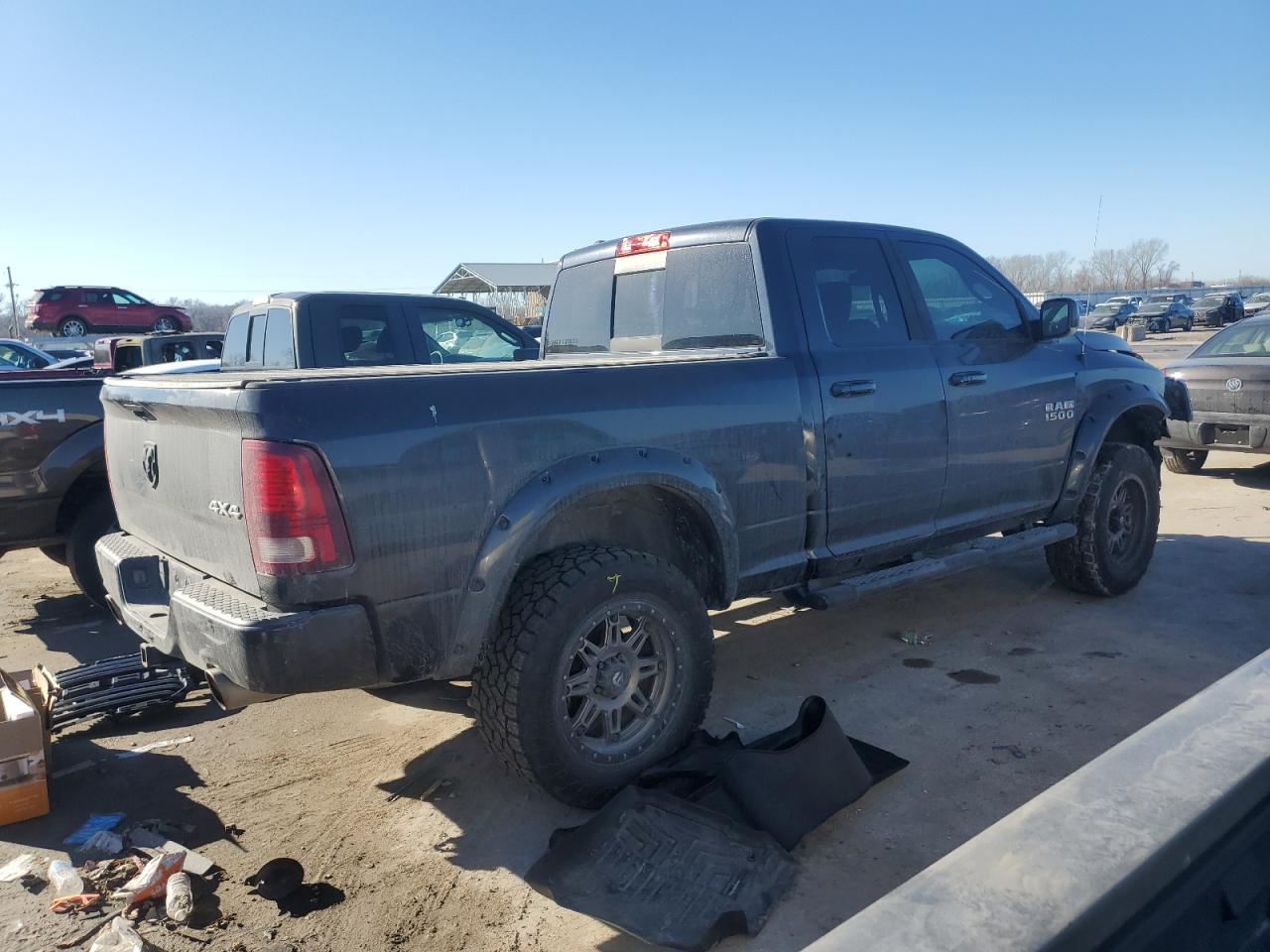 2015 RAM 1500 - Image 3