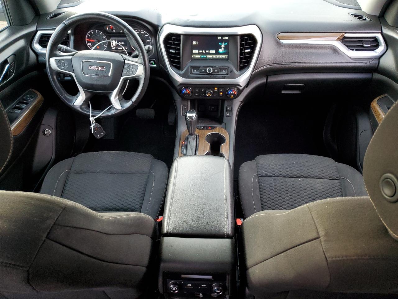 2017 GMC Acadia - Image 8