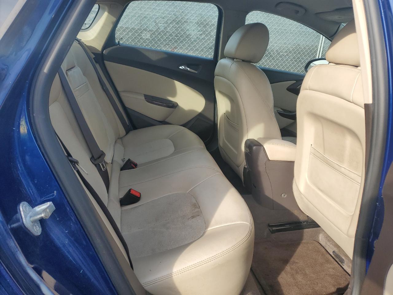 2014 Buick Verano - Image 10