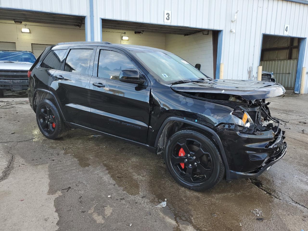 2019 Jeep Grand Cherokee - Image 4