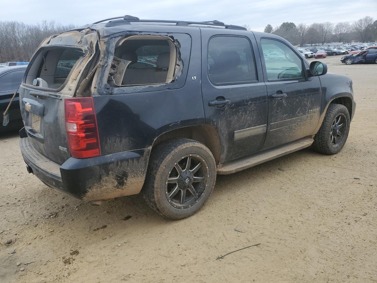 2010 Chevrolet Tahoe - Image 3