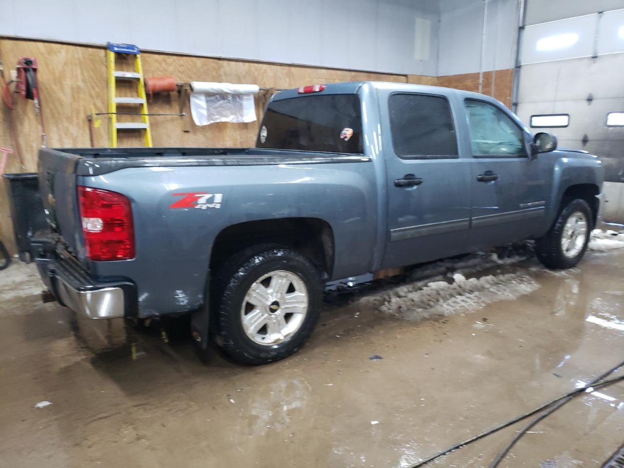 2013 Chevrolet Silverado - Image 3