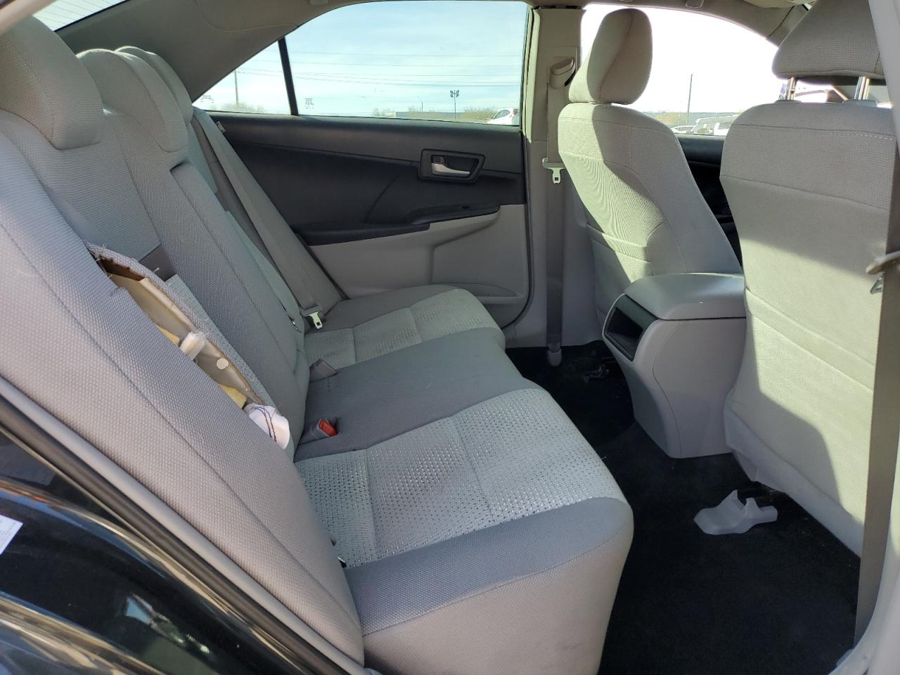 2012 Toyota Camry - Image 10