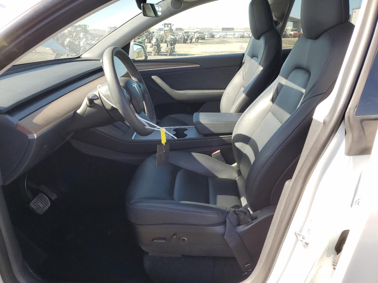 2023 Tesla Model Y VIN: 7SAYGDEE0PF583338 Lot: 41538955