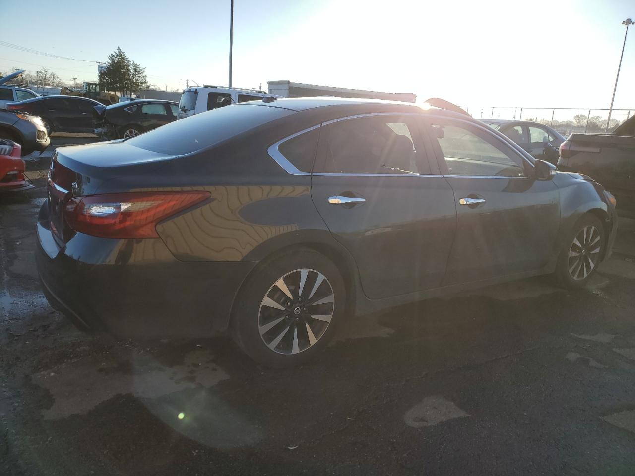 2018 Nissan Altima - Image 3