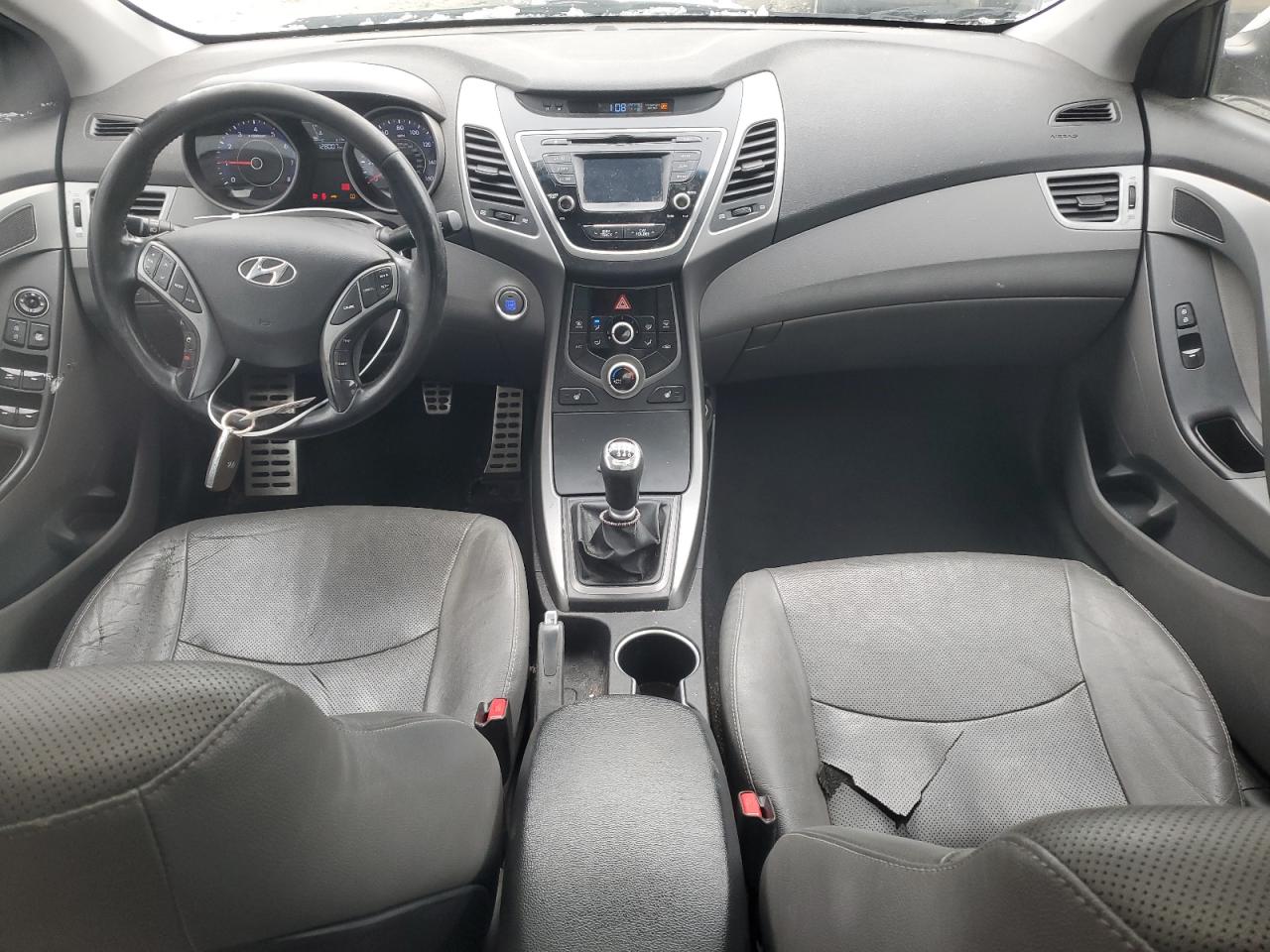 2015 Hyundai Elantra - Image 8