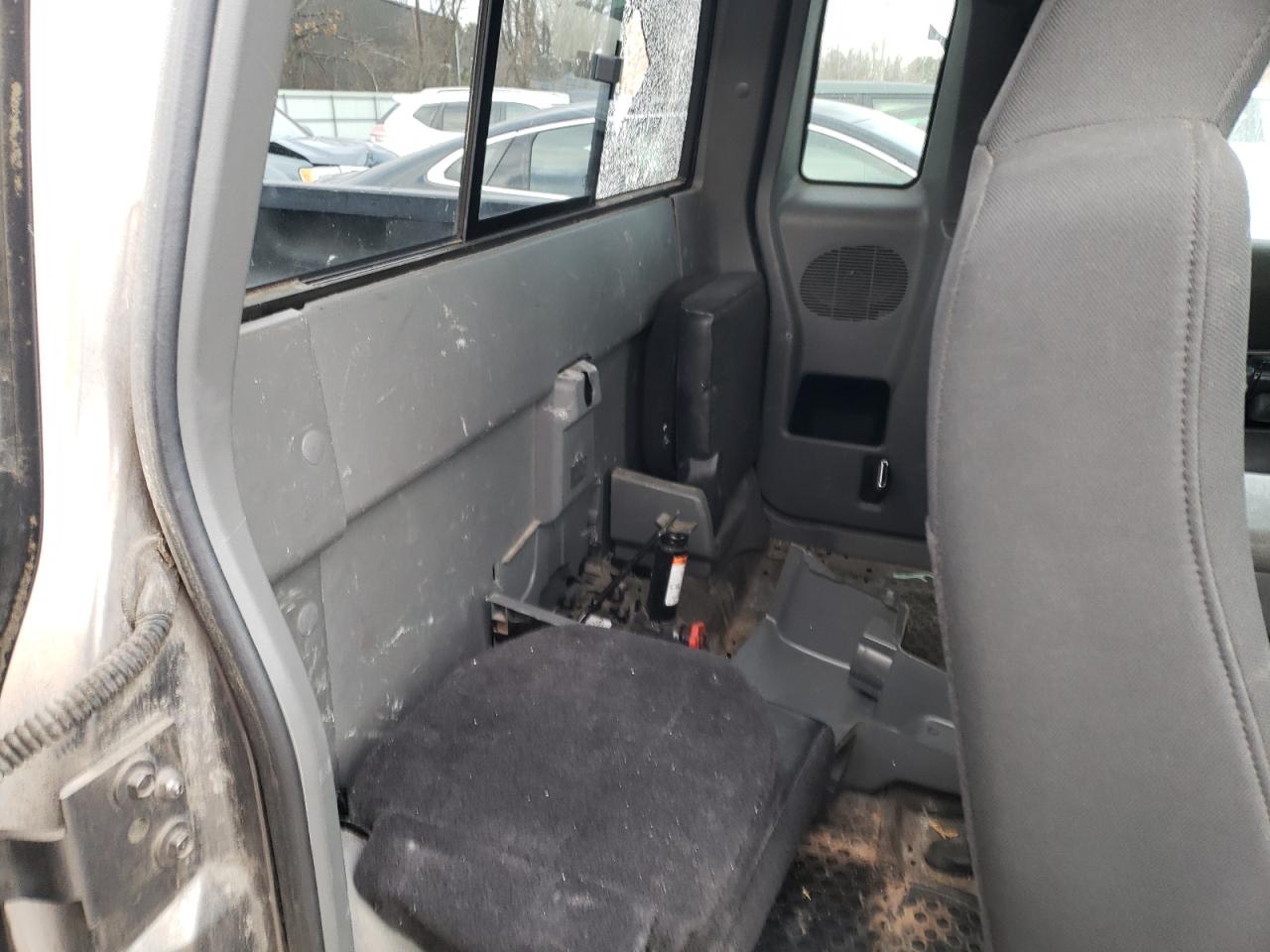 2004 Ford Ranger Super Cab VIN: 1FTZR45E04PA38818 Lot: 88289805