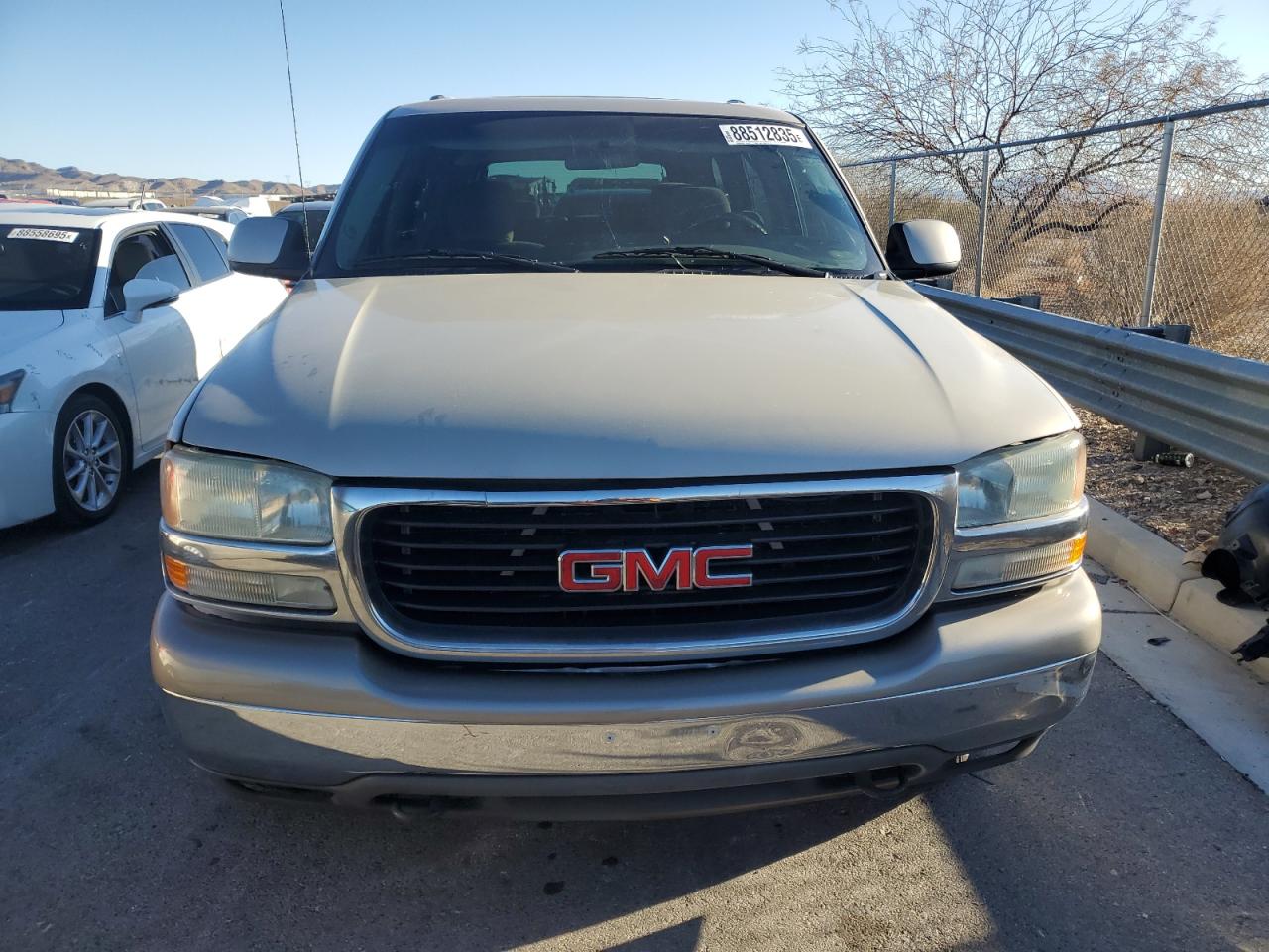 2005 GMC Yukon - Image 5
