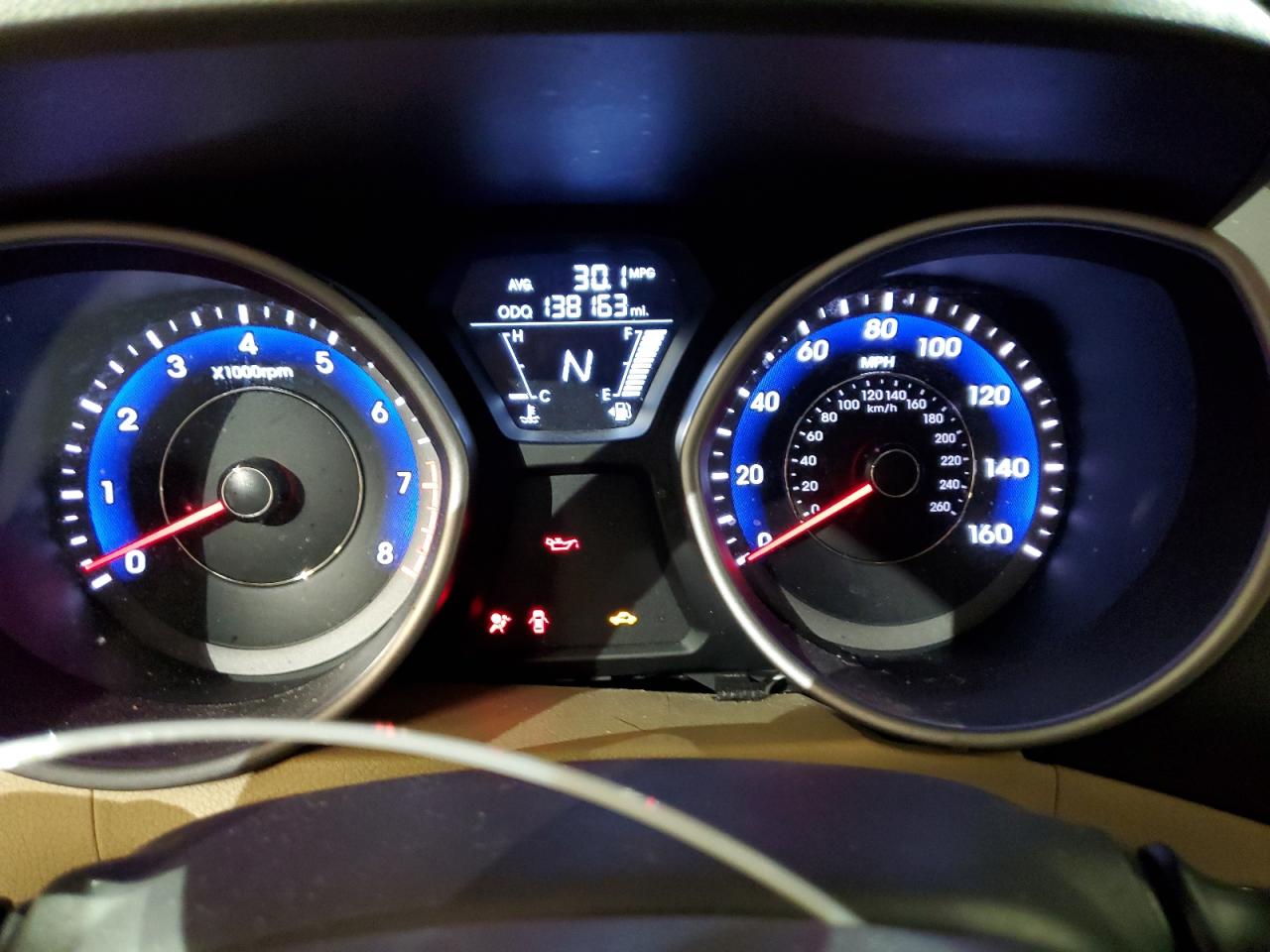 2013 Hyundai Elantra - Image 9