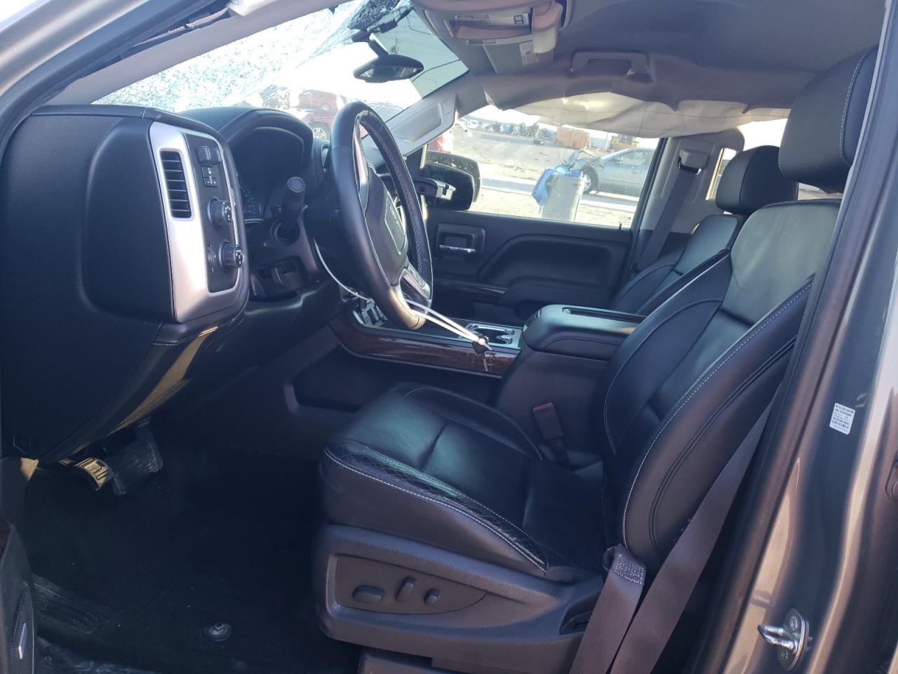 2017 GMC Sierra - Image 7