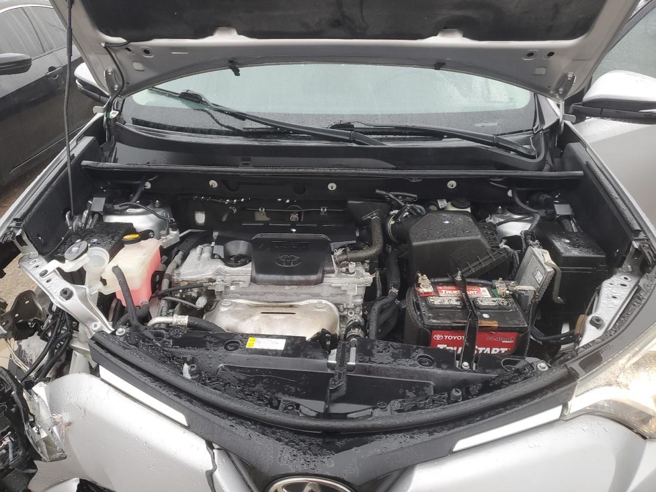 2017 Toyota RAV 4 - Image 11