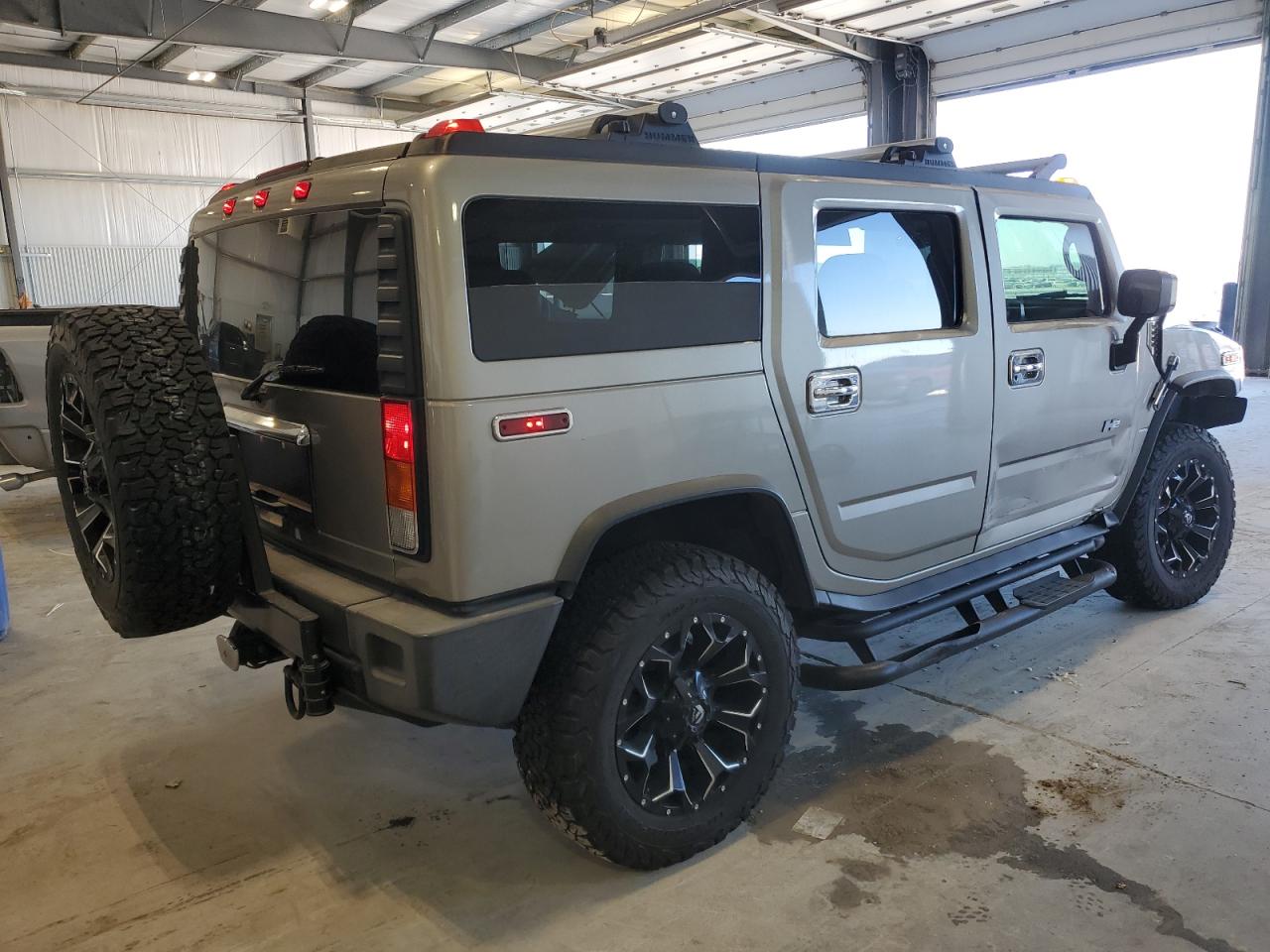 2003 Hummer H2 - Image 3