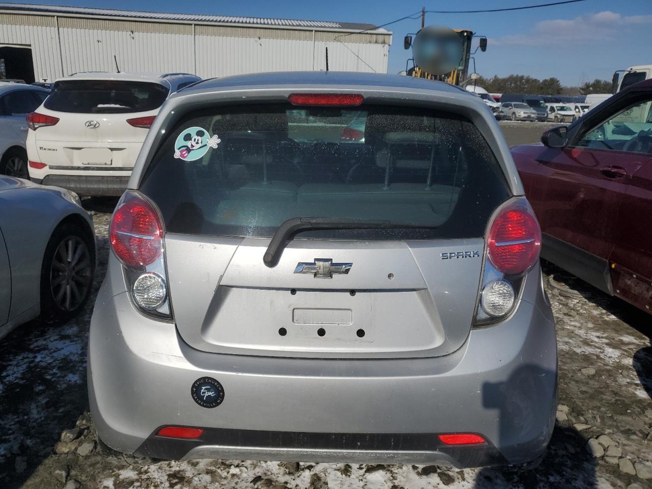 2015 Chevrolet Spark - Image 8