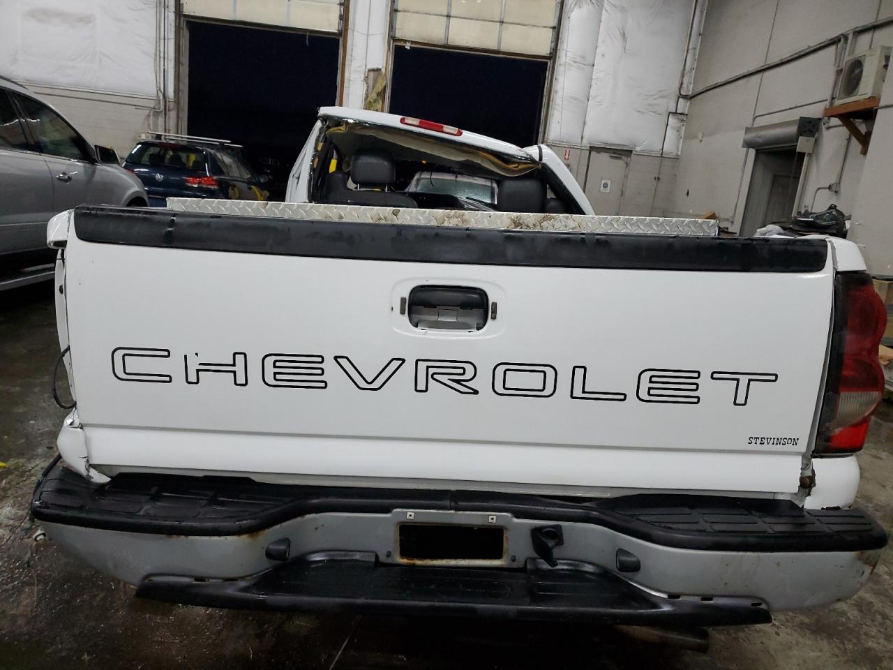 2007 Chevrolet Silverado - Image 6
