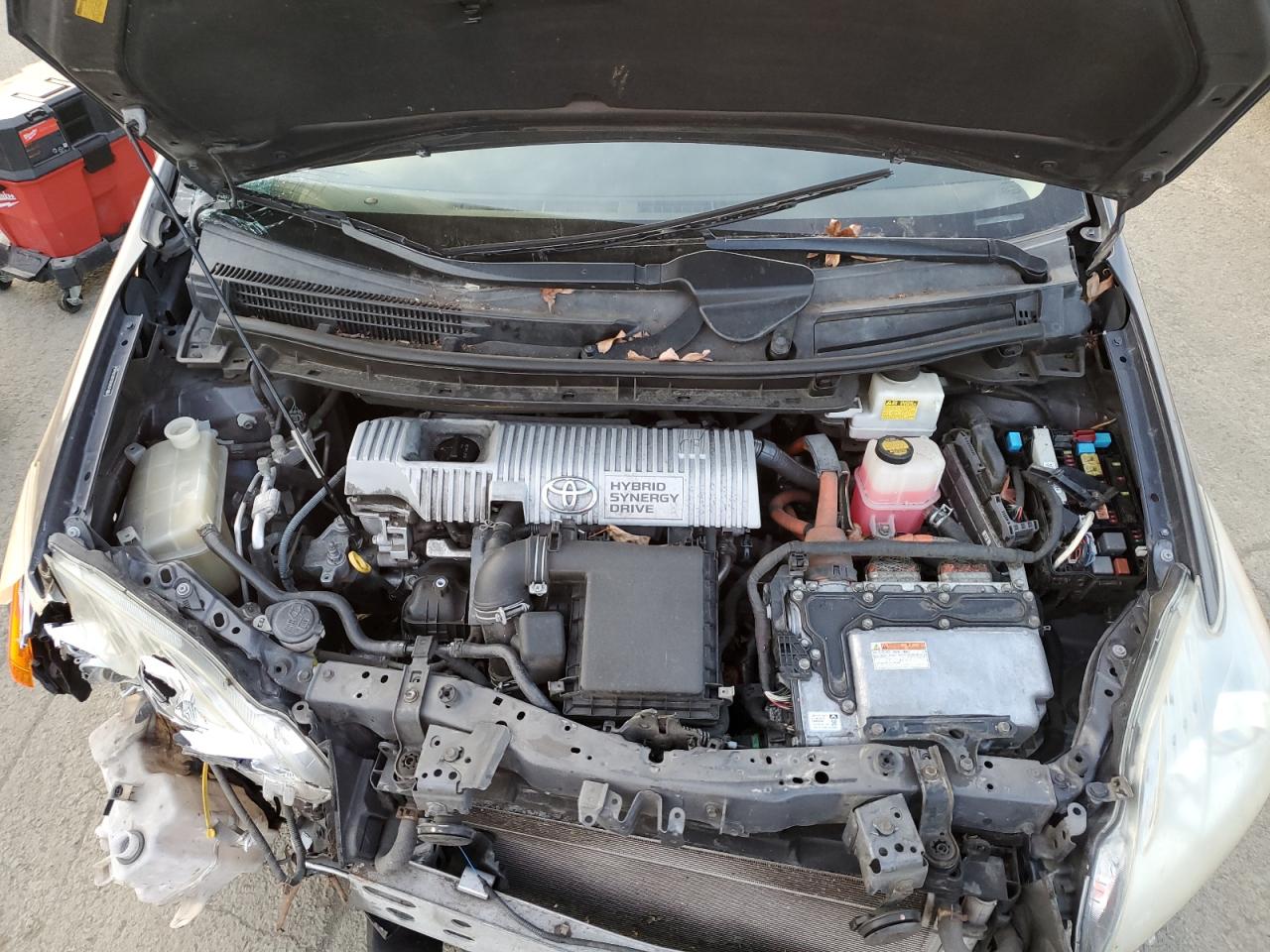 2011 Toyota Prius - Image 11