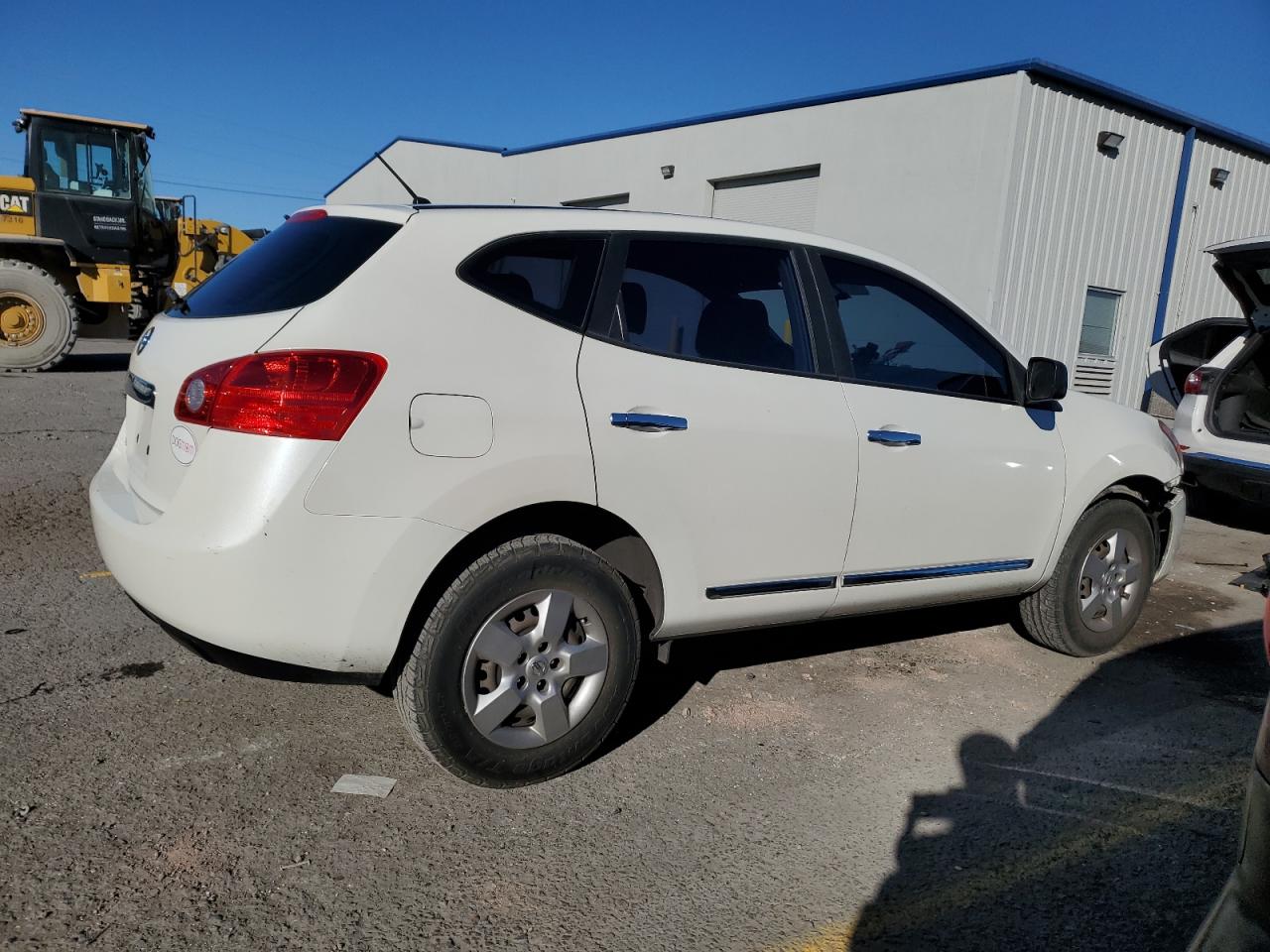 2015 Nissan Rogue - Image 3
