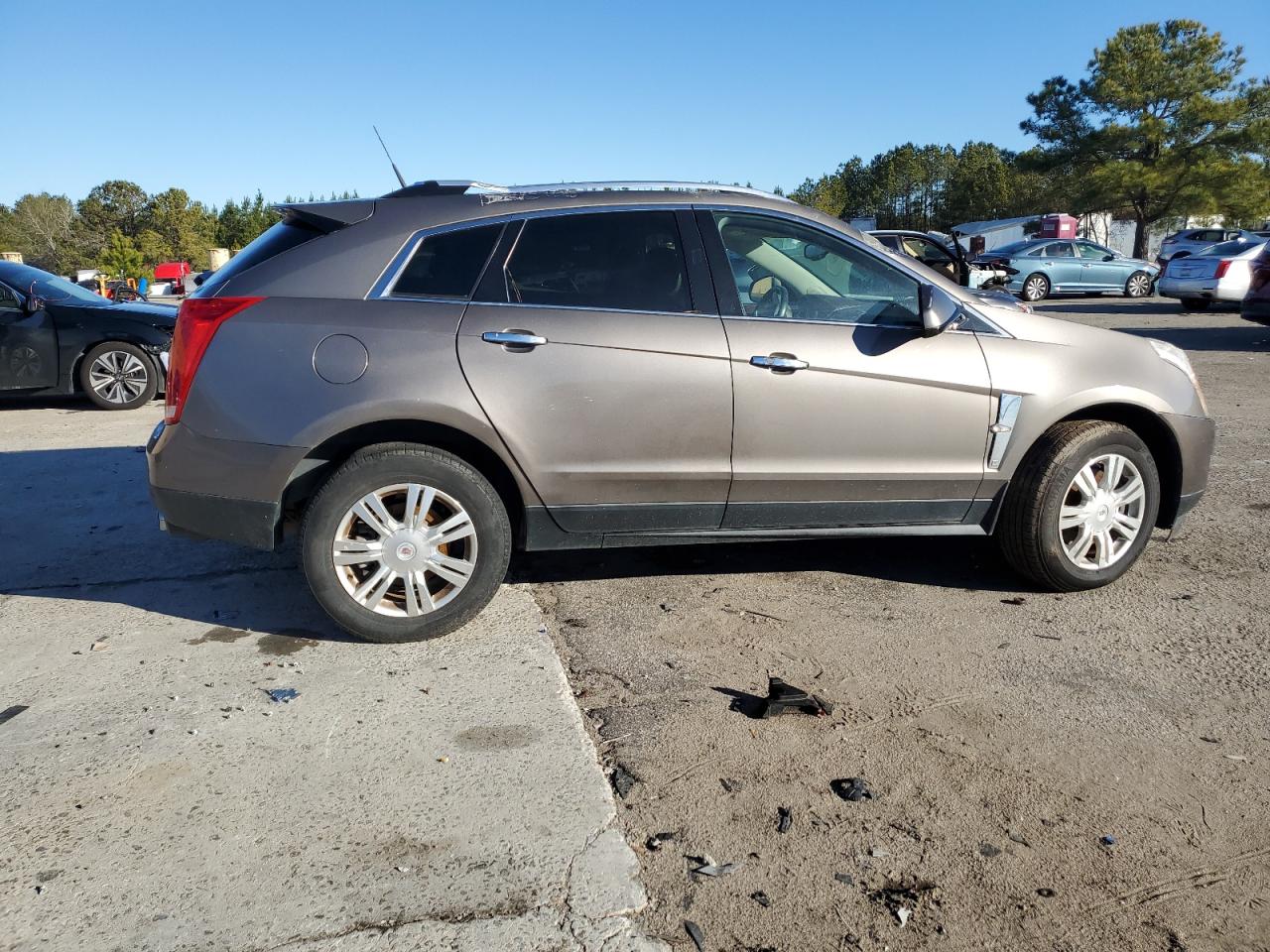 2011 Cadillac SRX - Image 3