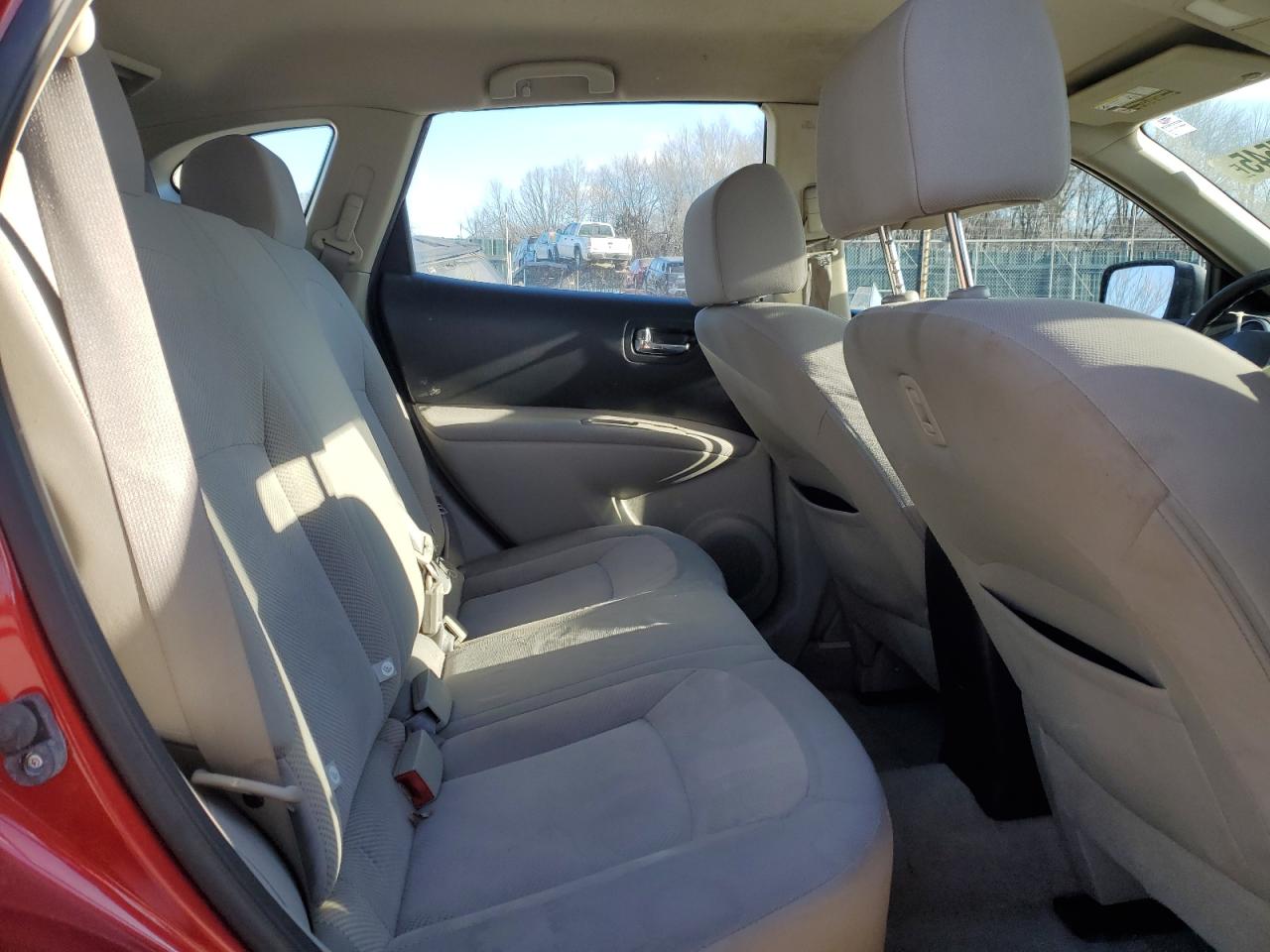 2014 Nissan Rogue - Image 11