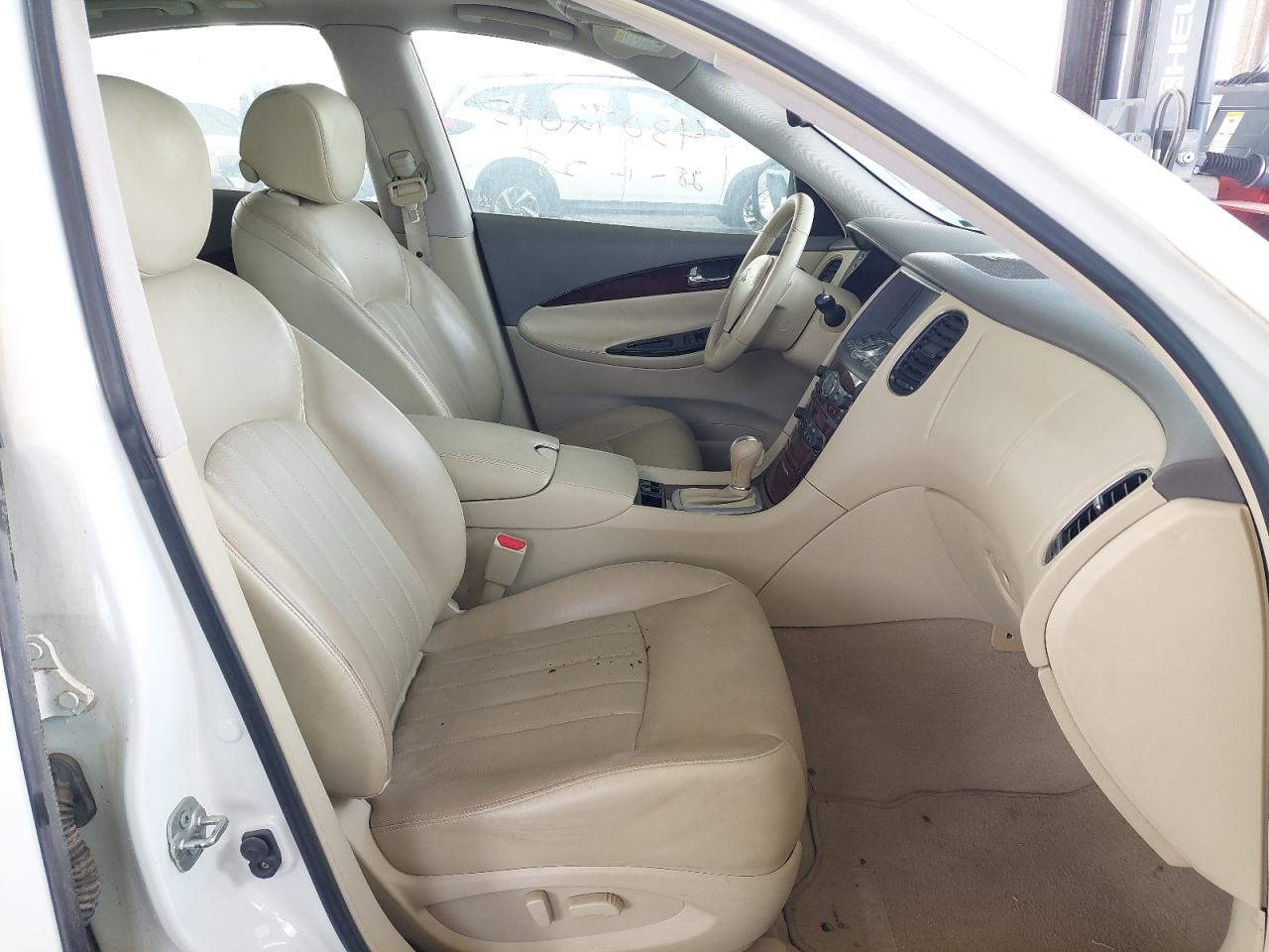JNRBJ0HRXFM260495 - 2015 INFI QX50 - #43092095