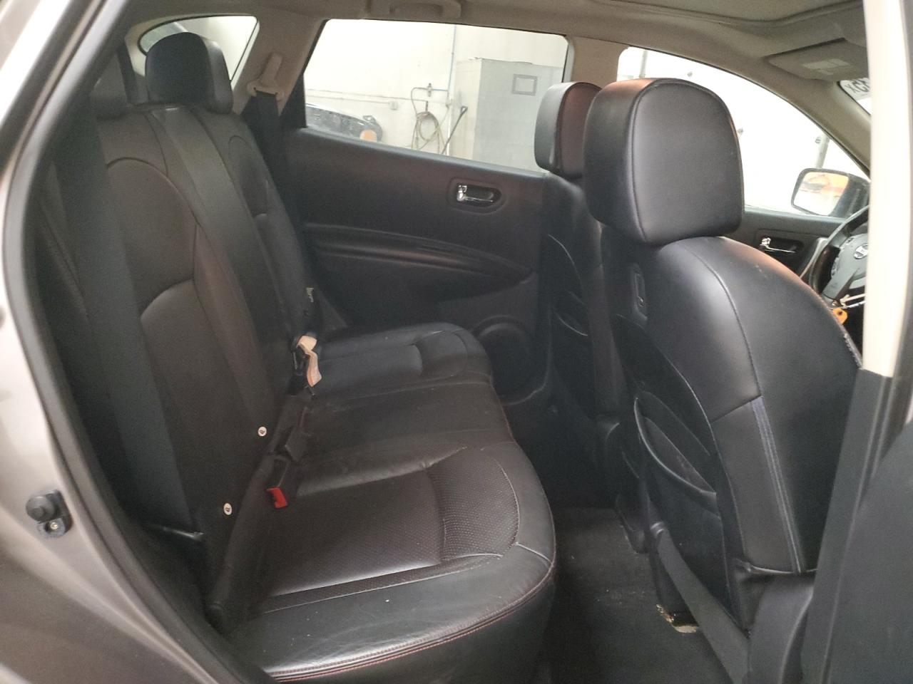 2012 Nissan Rogue - Image 11