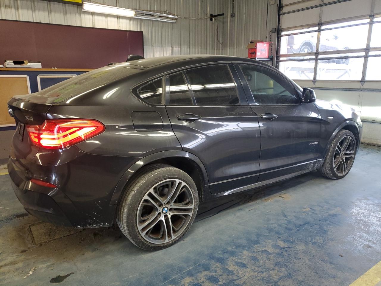 2015 BMW X4 - Image 3