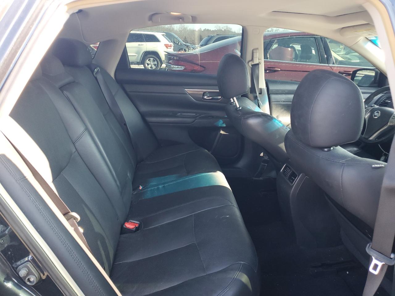 2013 Nissan Altima - Image 10