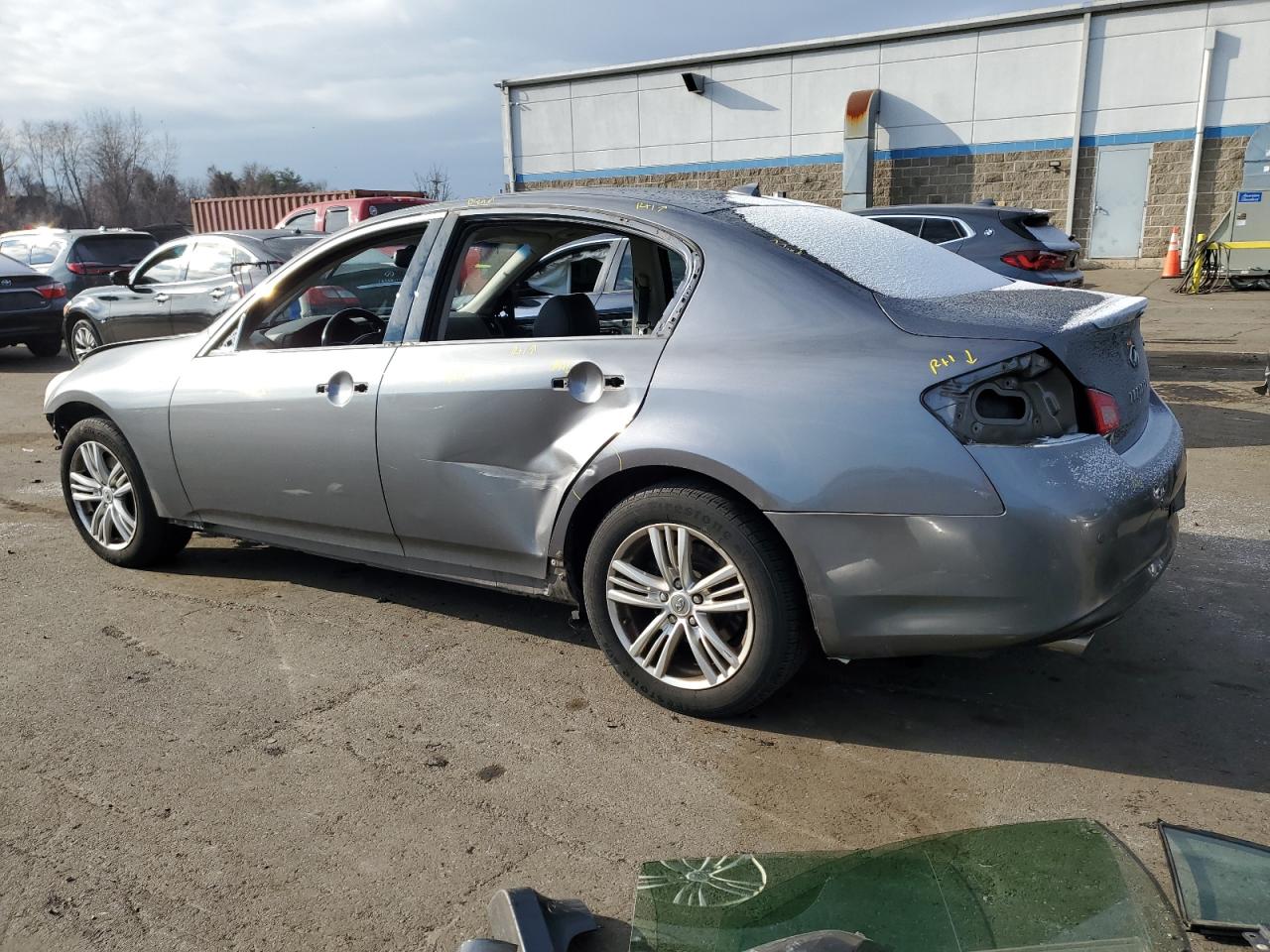 2011 Infiniti G - Image 2