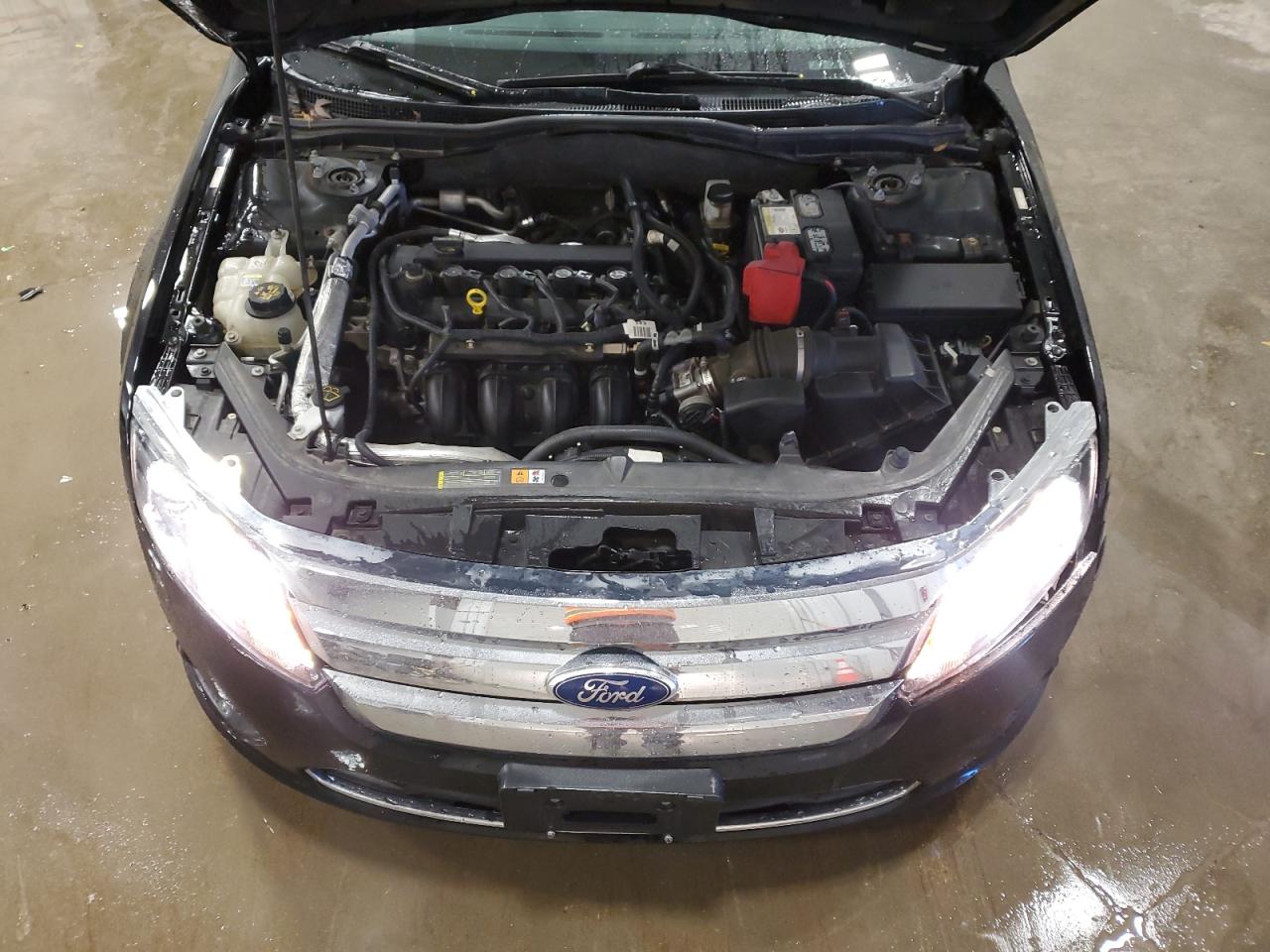 2012 Ford Fusion - Image 11