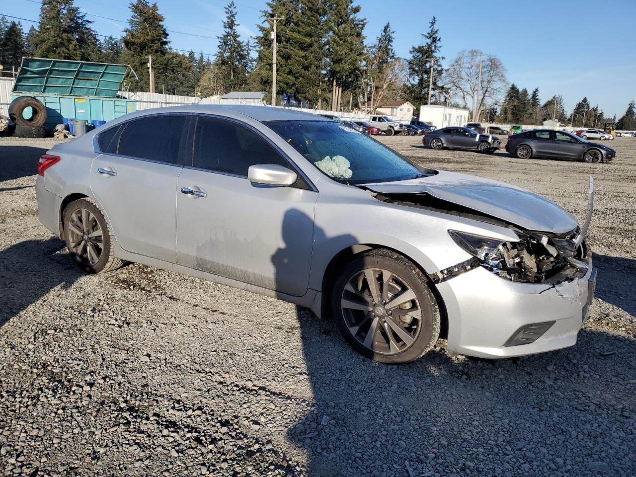 2016 Nissan Altima - Image 4