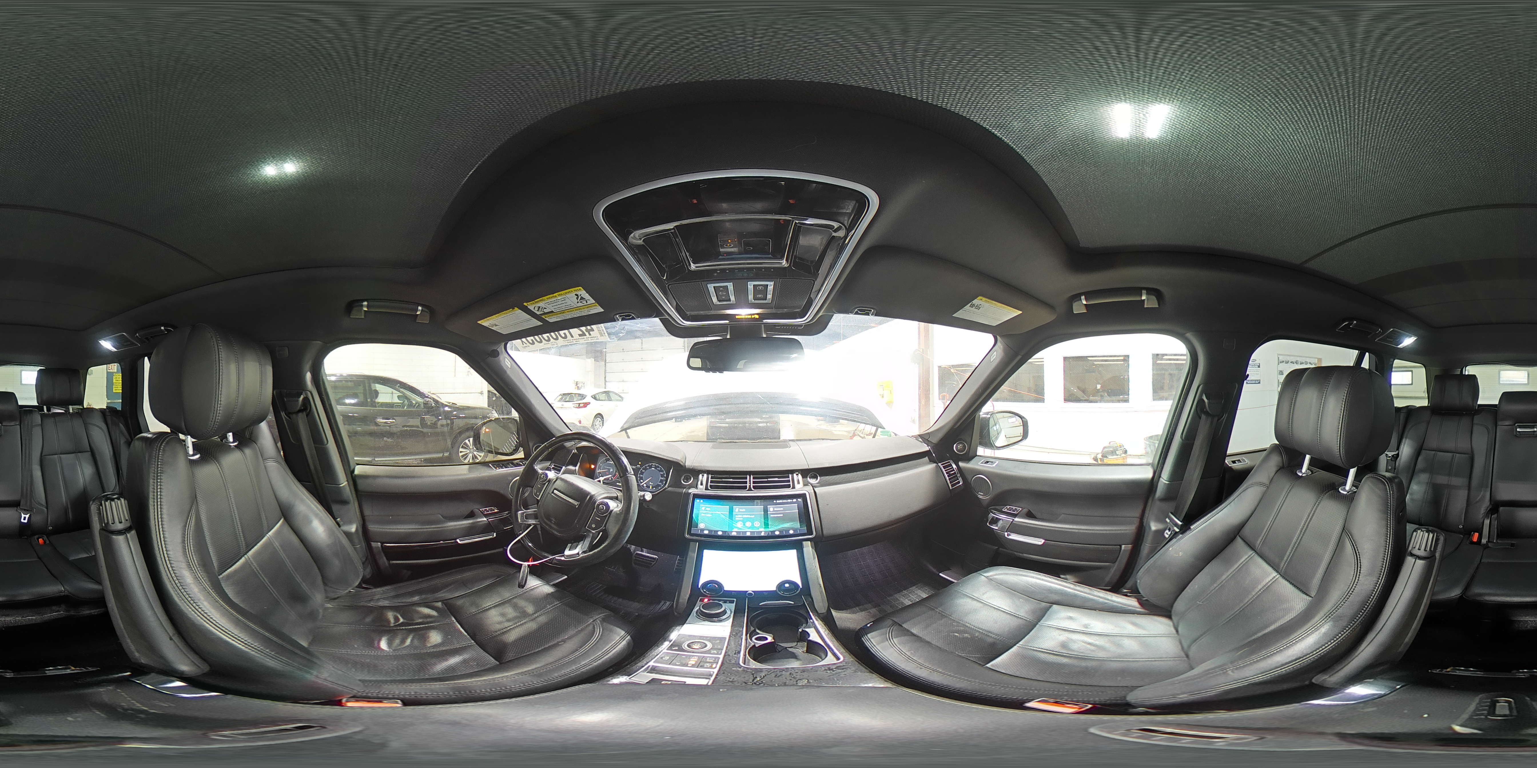 2015 Land Rover Range Rover - Image 13