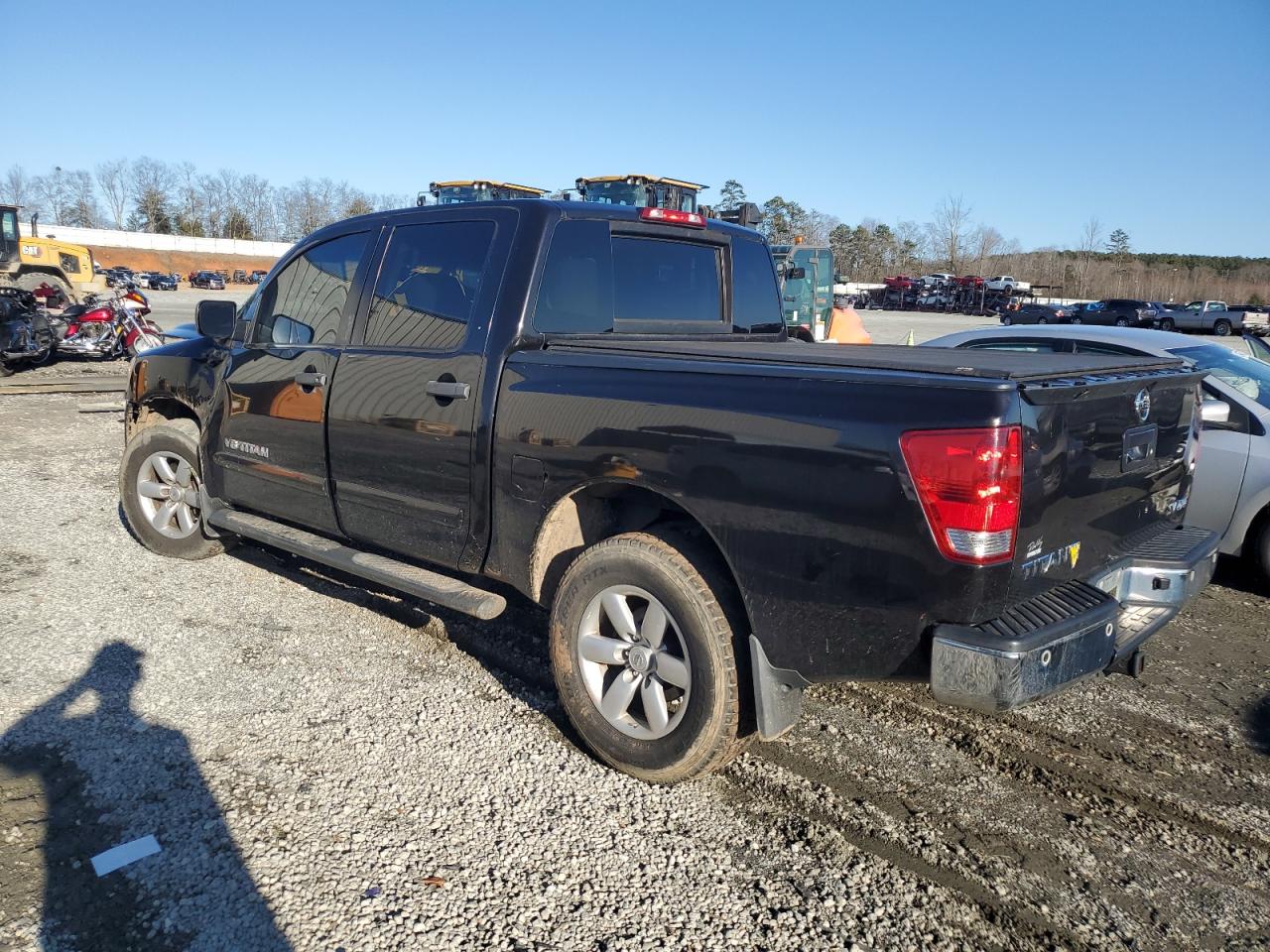 2013 Nissan Titan - Image 2