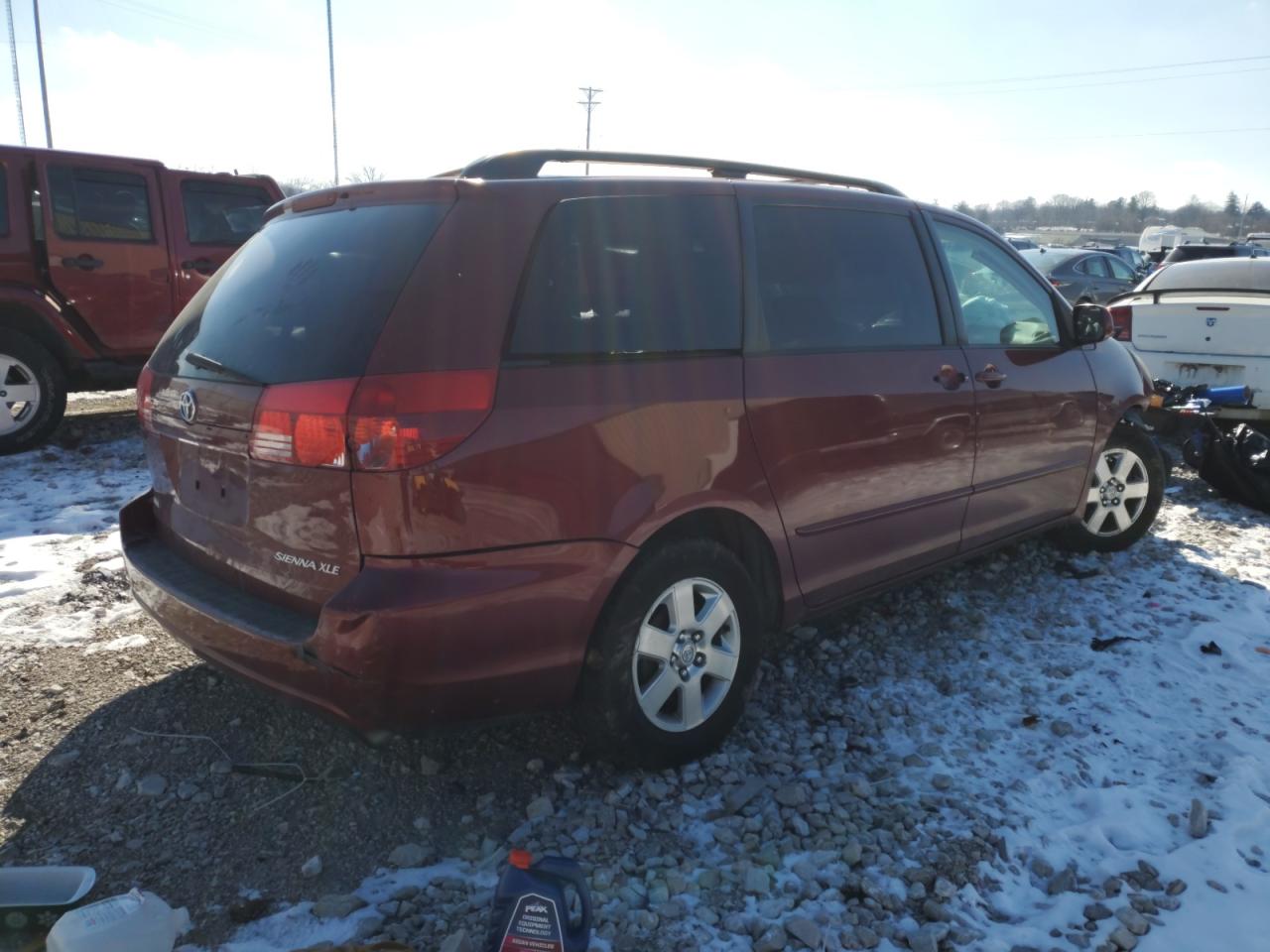 2004 Toyota Sienna - Image 3