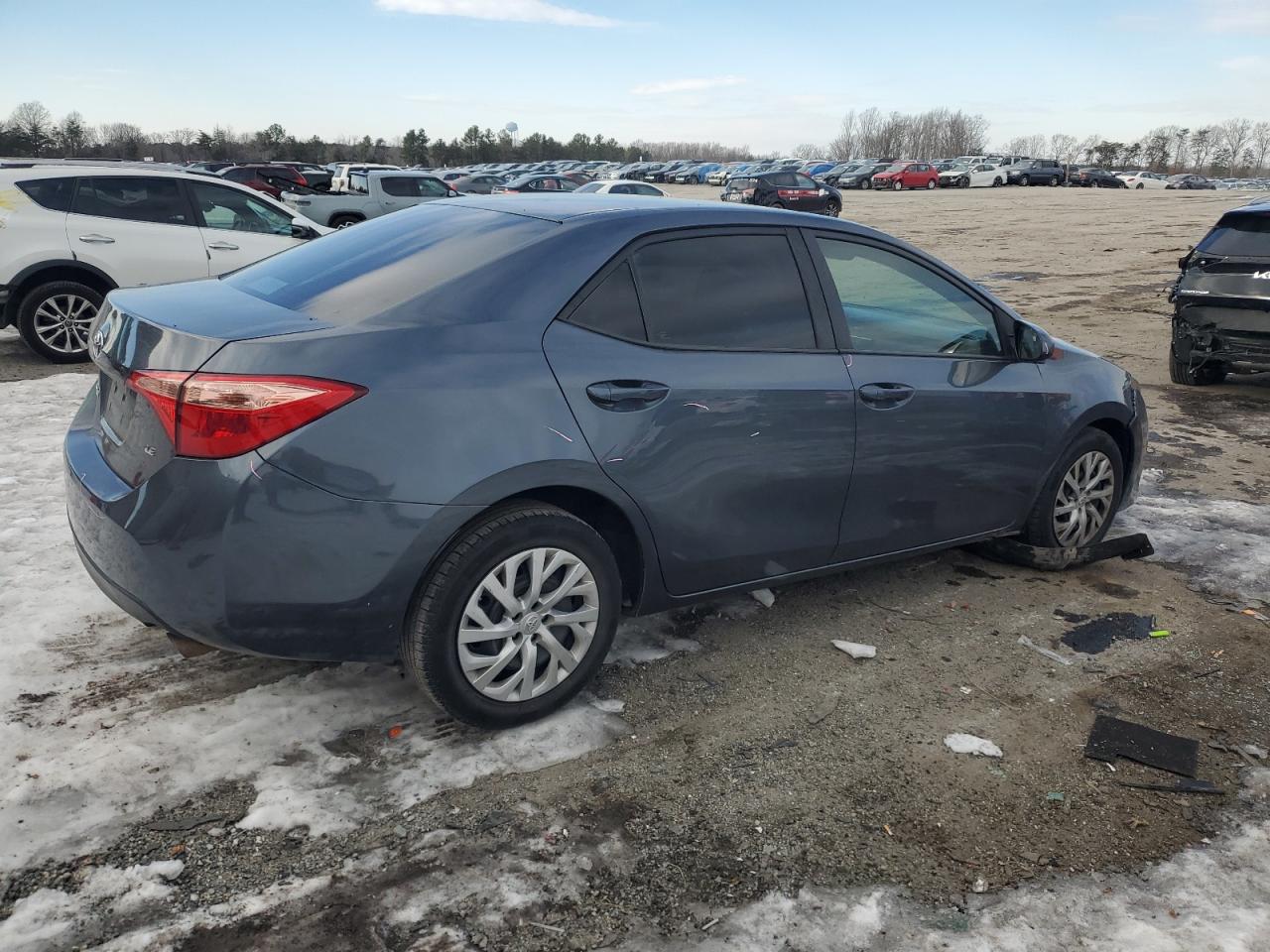 2018 Toyota Corolla - Image 3