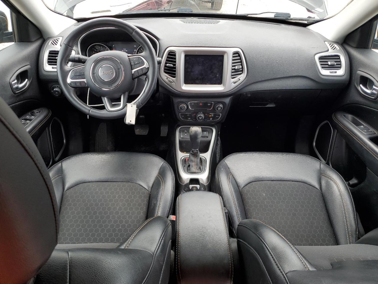 2019 Jeep Compass - Image 8