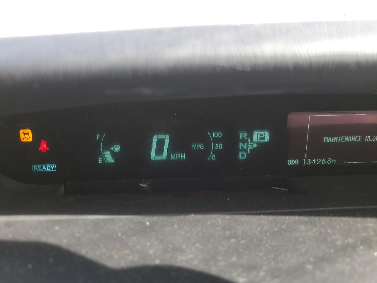 2013 Toyota Prius - Image 9
